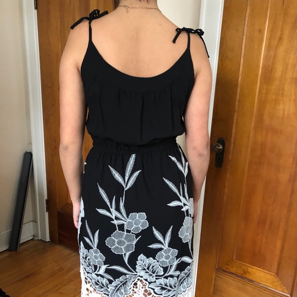 Ladies Summer Dress - Picture 4 of 5